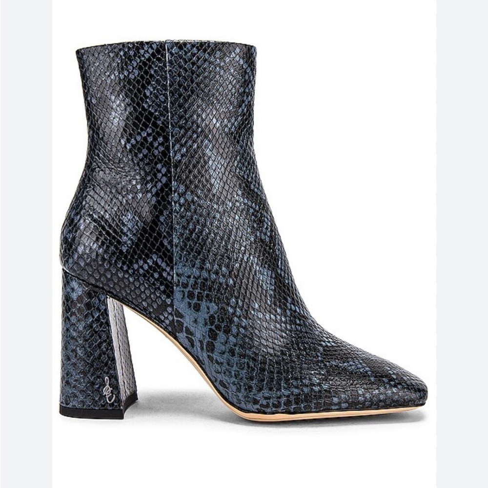 Sam Edelman Codie Bootie in Marina Blue Snakeskin Sz 9